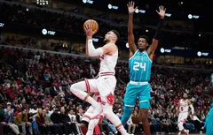 Bloqué à Chicago, Zach LaVine se met au service des jeunes Bulls
