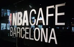 Visite guidée du premier NBA Café d’Europe