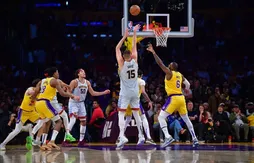 Le MVP de la nuit | LeBron James tire sa casquette à Nikola Jokic