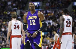 Les Lakers coulent encore, cette fois à Toronto