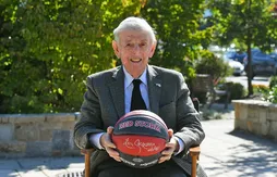 Décès à 99 ans du légendaire coach Lou Carnesecca