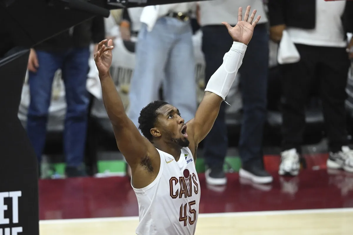 Donovan Mitchell (Cavaliers) contre le Heat lors du Game 2