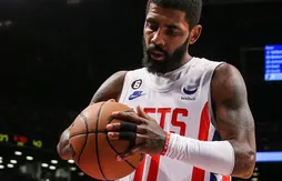 Kyrie Irving sort du silence pour présenter ses “profondes excuses”