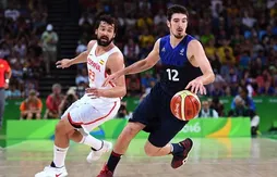 Présent au prochain Eurobasket, Nando de Colo défend Evan Fournier