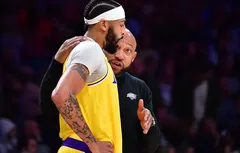Les Lakers motivés par leur 0,3% de chances de faire les playoffs