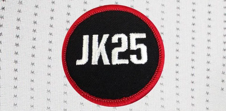 B-Yn2jkCUAAkDOs