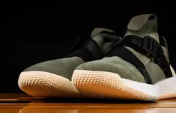 Adidas : la Harden Vol.2 perd ses lacets en rejoignant le bitume