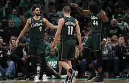 Derrick White prêt à faire briller le nouveau “Big Three” des Celtics