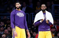 LeBron James et Anthony Davis joueront contre les Suns