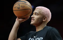 Maladroit aux lancers-francs, Jeremy Sochan s’y prend… à une main !