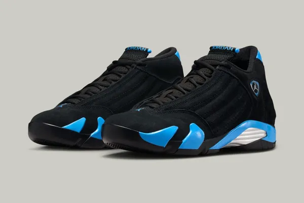 La Air Jordan 14 « University Blue » pied au plancher
