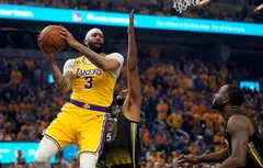 Anthony Davis marche sur les Warriors lors du Game 1 !