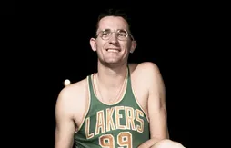Les Lakers vont (enfin) retirer le maillot de George Mikan