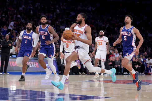 https://www.basketusa.com/thumbor/eJtmmw2Q34KzLR4urpkE_mVUFtg=/487x325/smart/filters:format(webp)/https%3A%2F%2Fmedia.basketusa.com%2Fmain%2F2026%2F05%2FUSATSI_28880711_168380191_lowres2.jpg