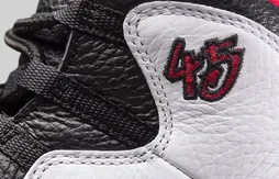 Premier comeback de Michael Jordan : Nike ressort la Air Jordan 10 “Double Nickel”