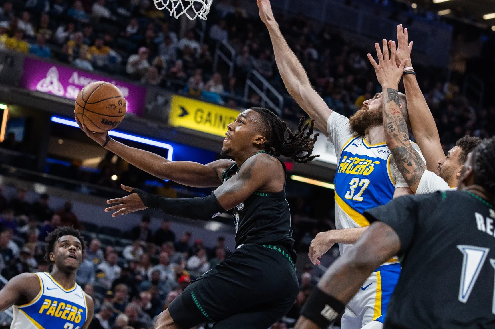 Ayo Dosunmu et les Wolves