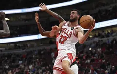 À Chicago, Chris Duarte et Torrey Craig prennent la porte