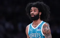 Coby White prolonge aux Hornets pour trois ans et 74 millions de dollars
