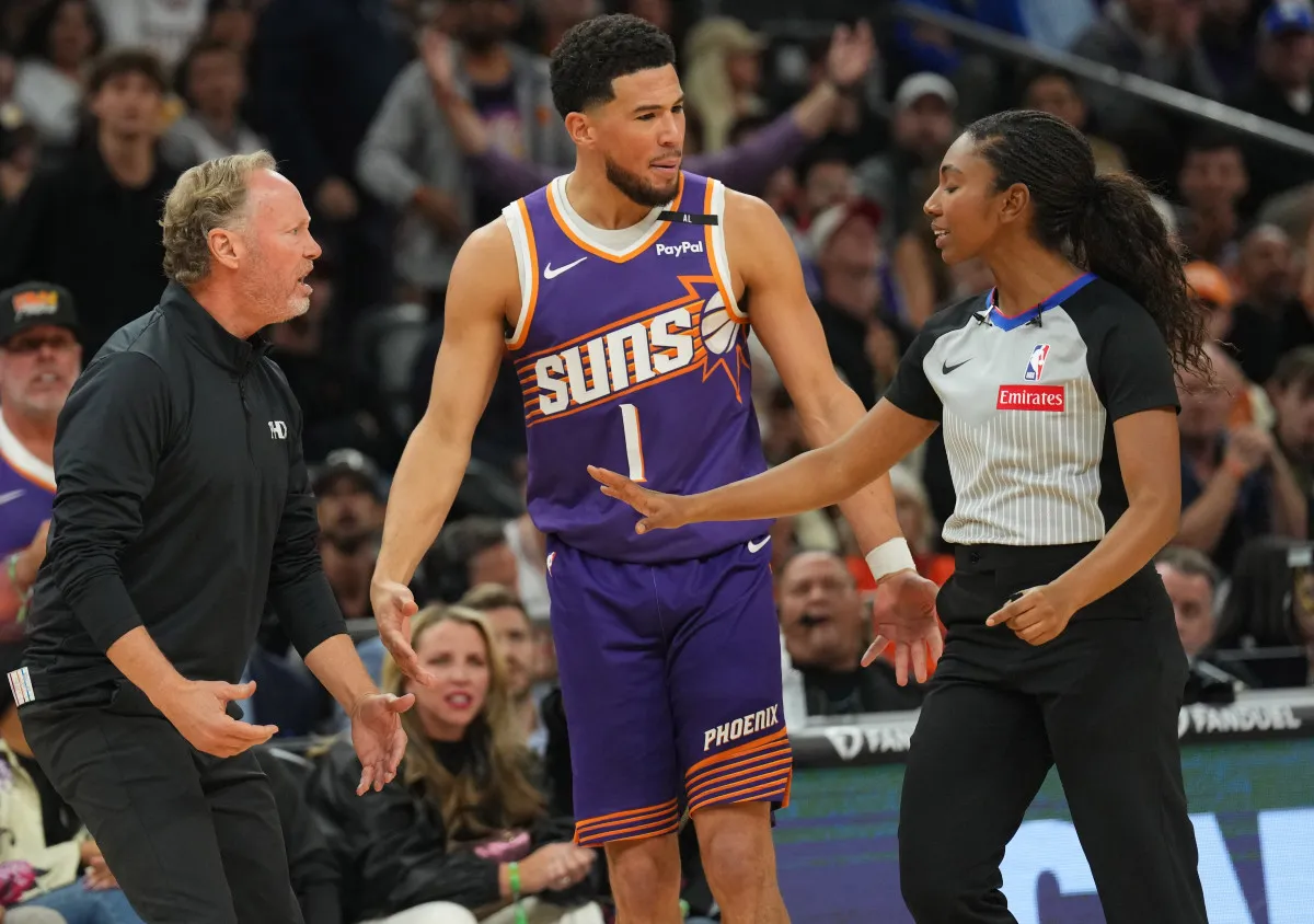 Devin Booker et Mike Budenholzer