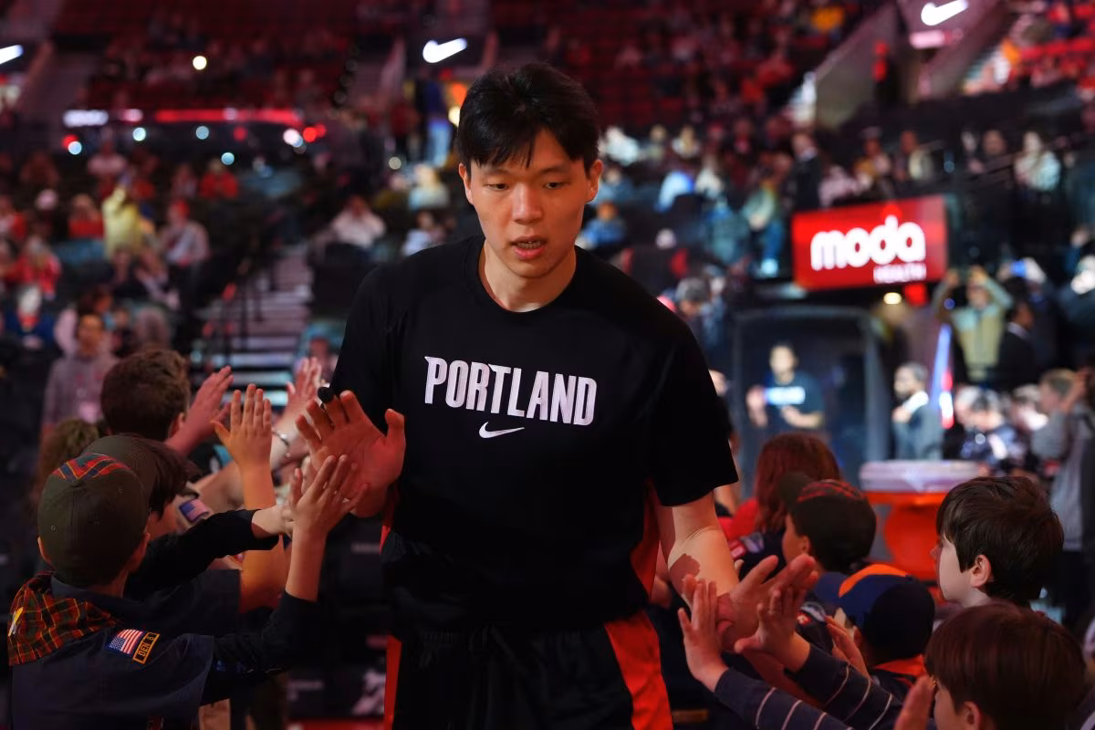 Pour avoir approché Yang Hansen trop tôt, les Blazers reçoivent 100 000 dollars d'amende