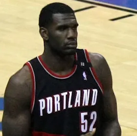 greg-oden-portrait