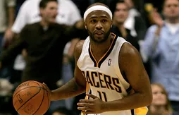 Le 22 novembre 2001, Jamaal Tinsley sort un énorme triple-double face à Michael Jordan