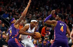 Les Suns se cherchent encore en défense