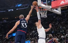 Les Clippers restent en vie face aux Nuggets !