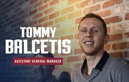 L’assistant GM des Nuggets également poussé vers la sortie