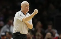 Joey Crawford, l’arbitre qui dégainait les techniques plus vite que son ombre