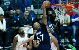 Les Wolves confirment leur domination face aux Clippers