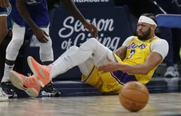 Le genou d’Anthony Davis fait encore des siennes