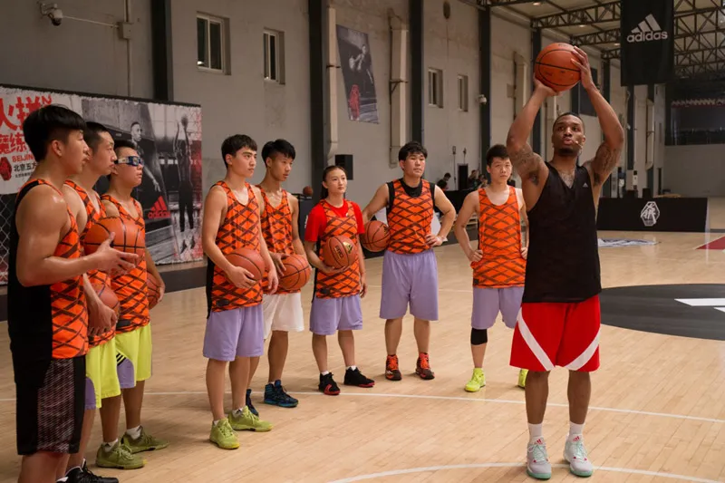 adidas-Damian-Lillard-TOS,-Beijing-2