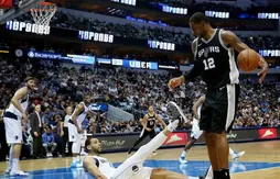 LaMarcus Aldridge trop fort pour les Mavs