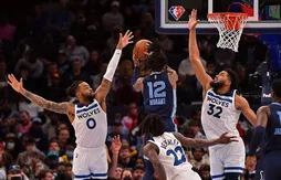 La Kyrie 8 s’offre des fleurs