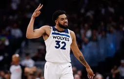 Karl-Anthony Towns empoche le “Kareem Abdul-Jabbar Award”