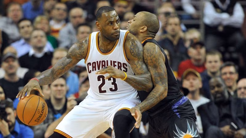 Cleveland - Phoenix : LeBron James presque parfait