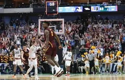 NCAA : Lonnie Walker IV et Miami foudroyés au buzzer par Loyola Chicago