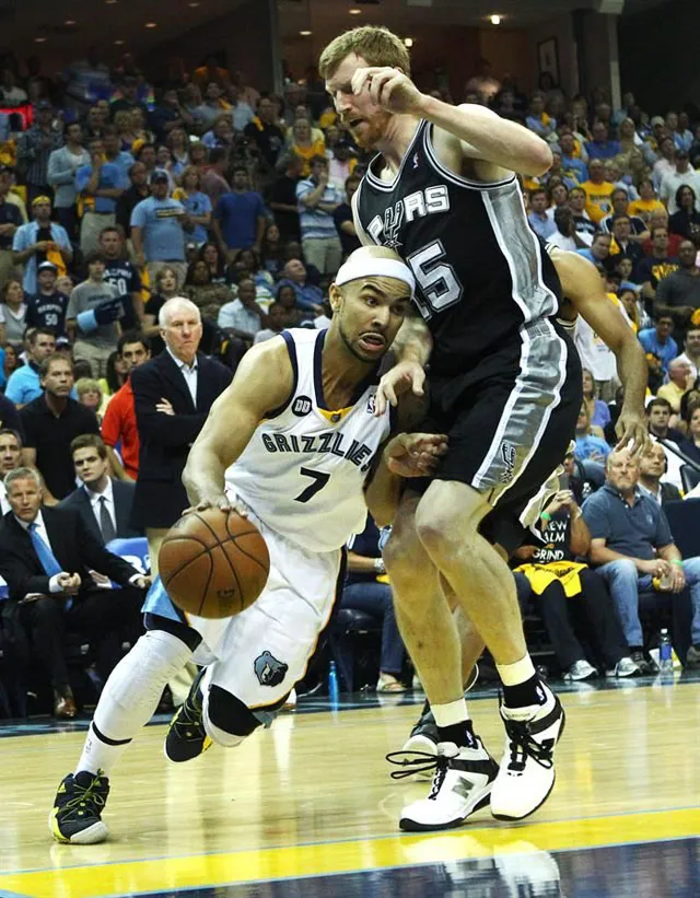 Matt Bonner New Balance