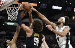 Boston récupère Derrick White