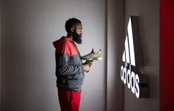 La Crazylight portée par James Harden au concours à 3 points arrive