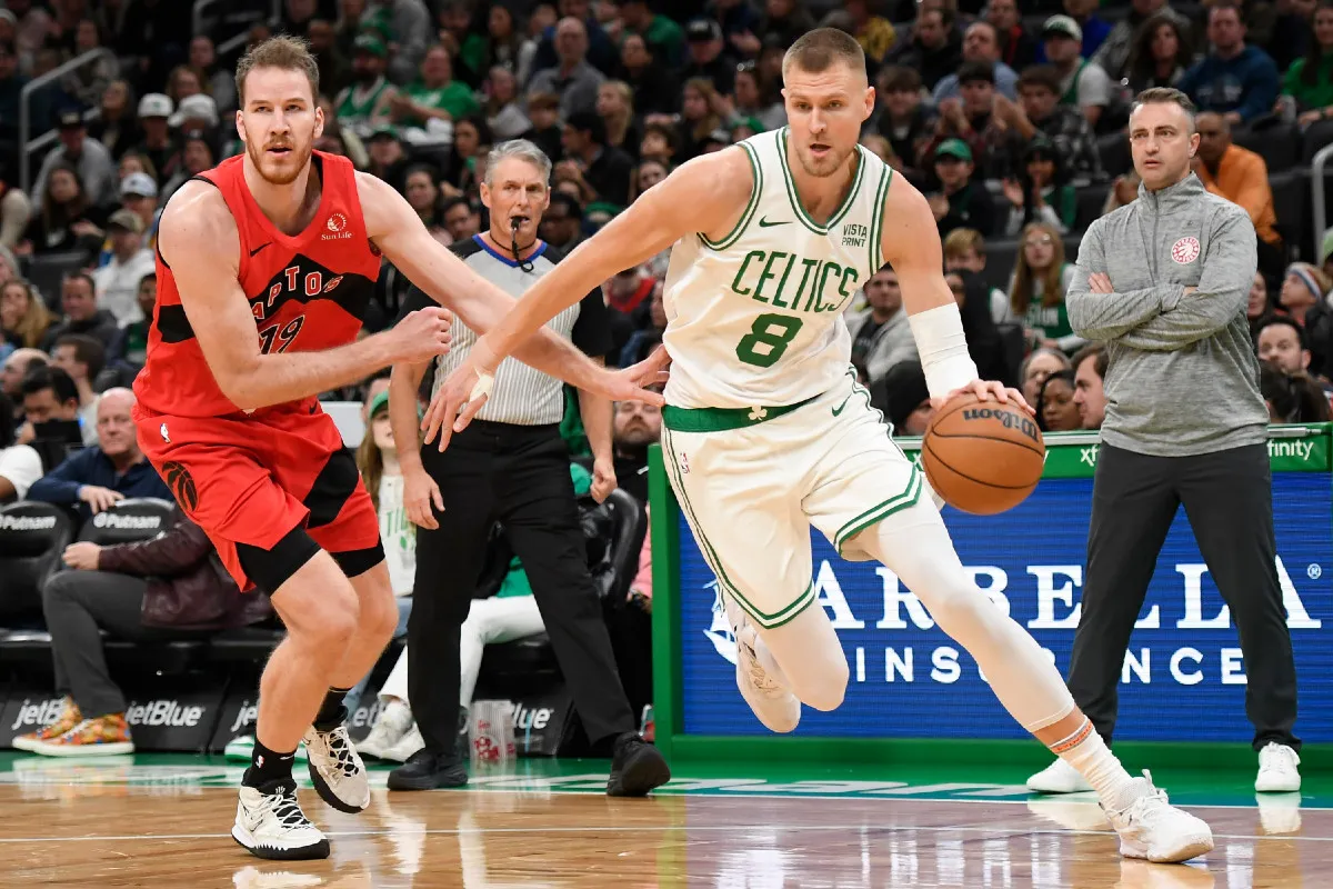 Kristaps Porzingis et les Celtics face aux Raptors