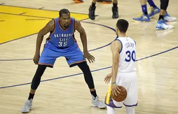 Kevin Durant égratigne la défense de Stephen Curry