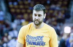 Andrew Bogut décide de rentrer en Australie