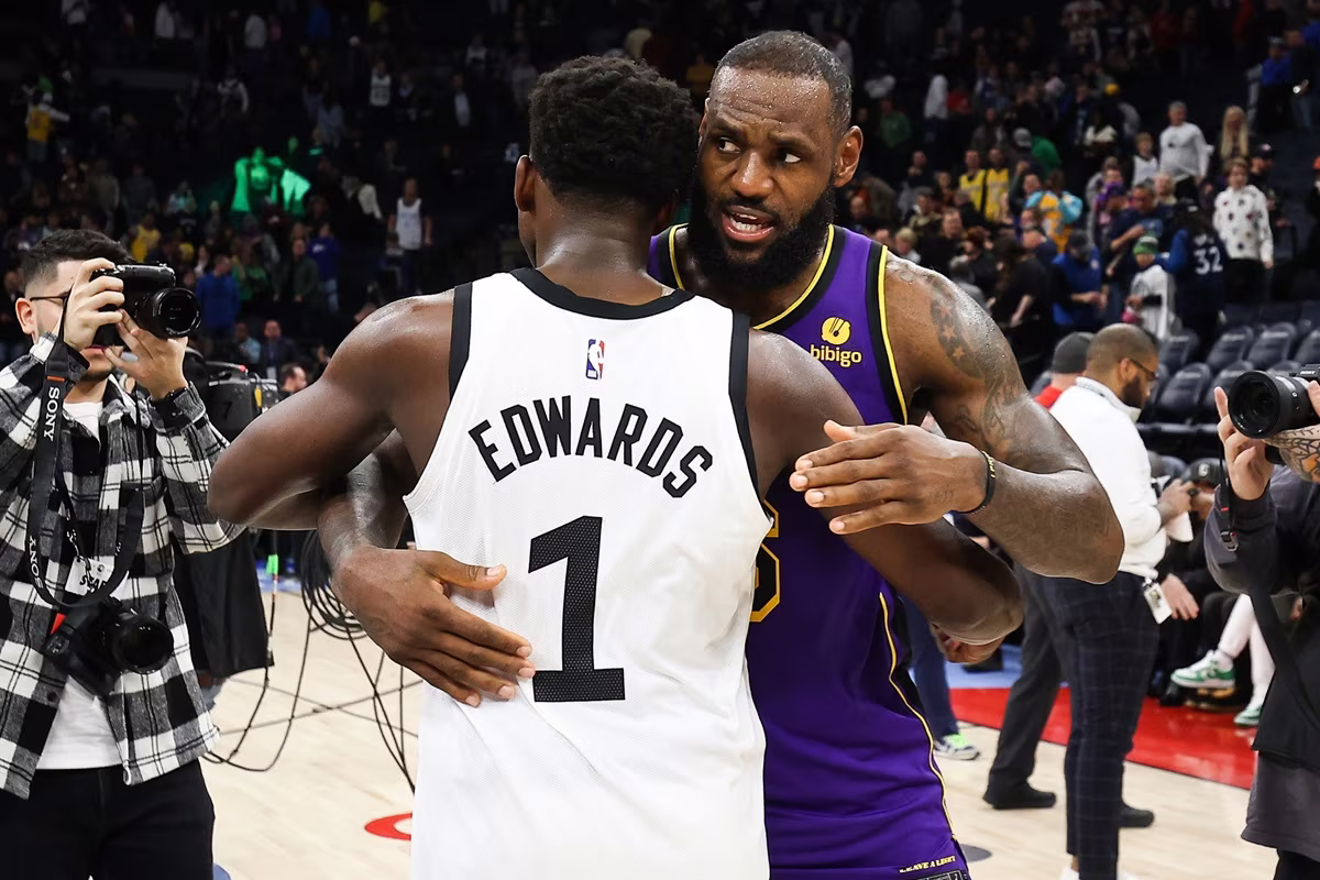 Les Wolves passent à l'offensive pour attirer LeBron James