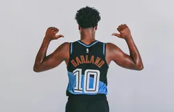 Pour leurs 50 ans, les Cavaliers ressortent maillot et parquet des années 1990