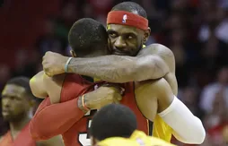 LeBron James dément les rumeurs d’un nouveau départ de Cleveland