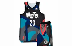 Les Nets changent d’artiste pour leur prochain maillot