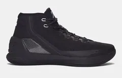 Under Armour : triple dose de noir pour la Curry 3