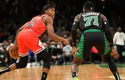 Ayo Dosunmu signe un double-double record dès sa troisième titularisation